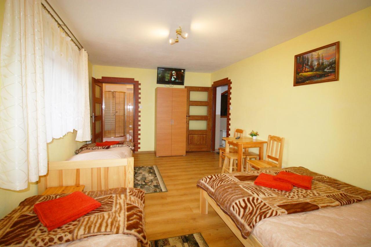 Przystan Laworta Apartment Ustrzyki Dolne Bagian luar foto